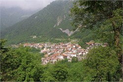 Villa di Lozio da lontano